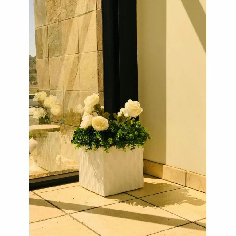 Vigoro Shop -Vigoro Shop pure white kante plant pots osf0201b c80011 4f 1000 768x768 1